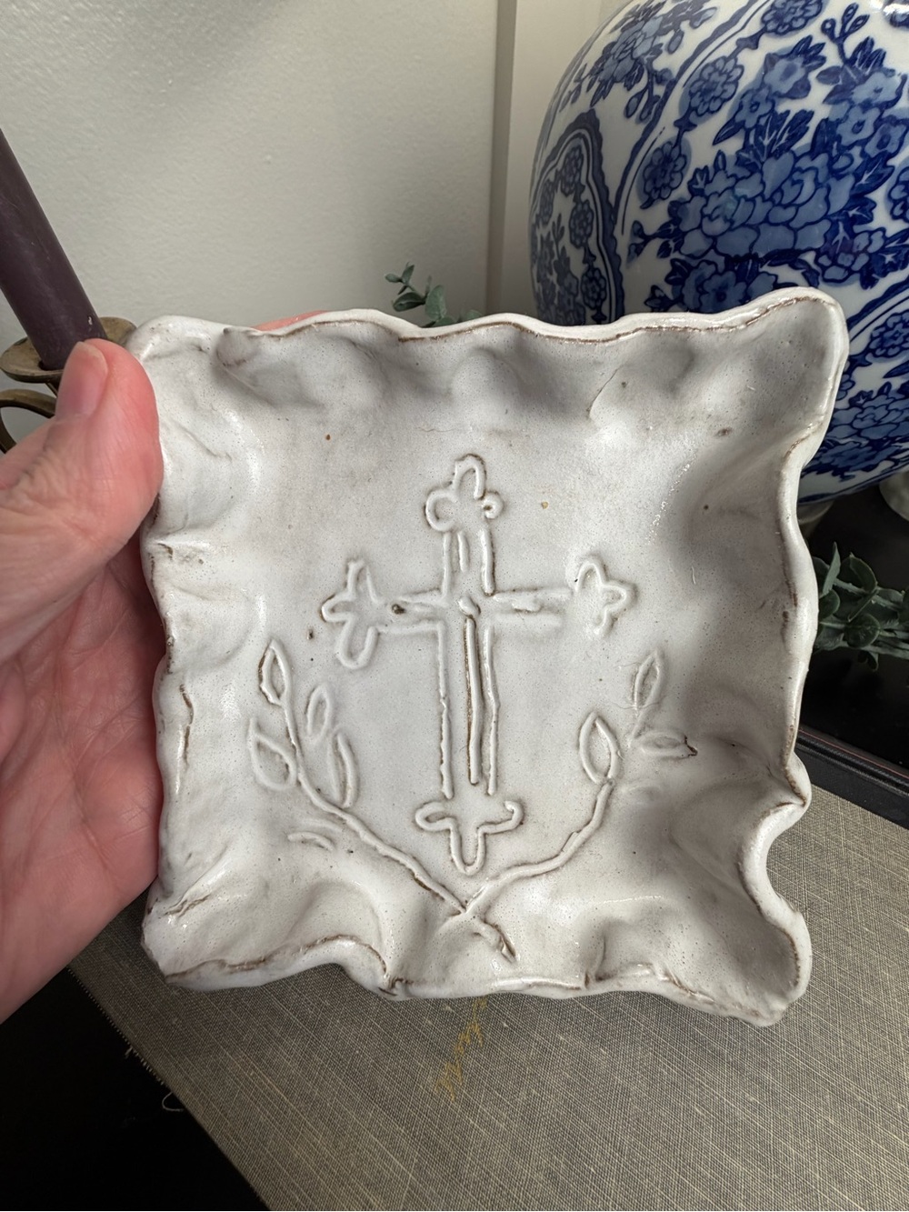 Signed Studio Pottery White Cross & Vine Square Trinket
